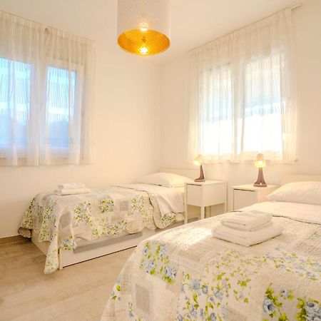 Apartman Polje Njivice Kültér fotó