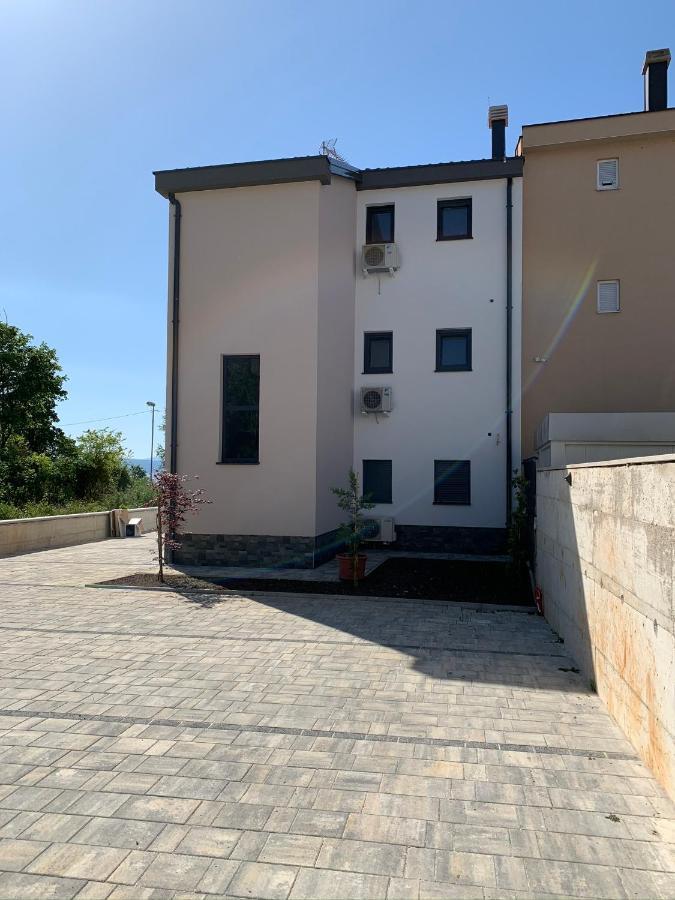 Apartman Polje Njivice Kültér fotó